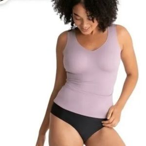 TANK by Evelyn Bobbie